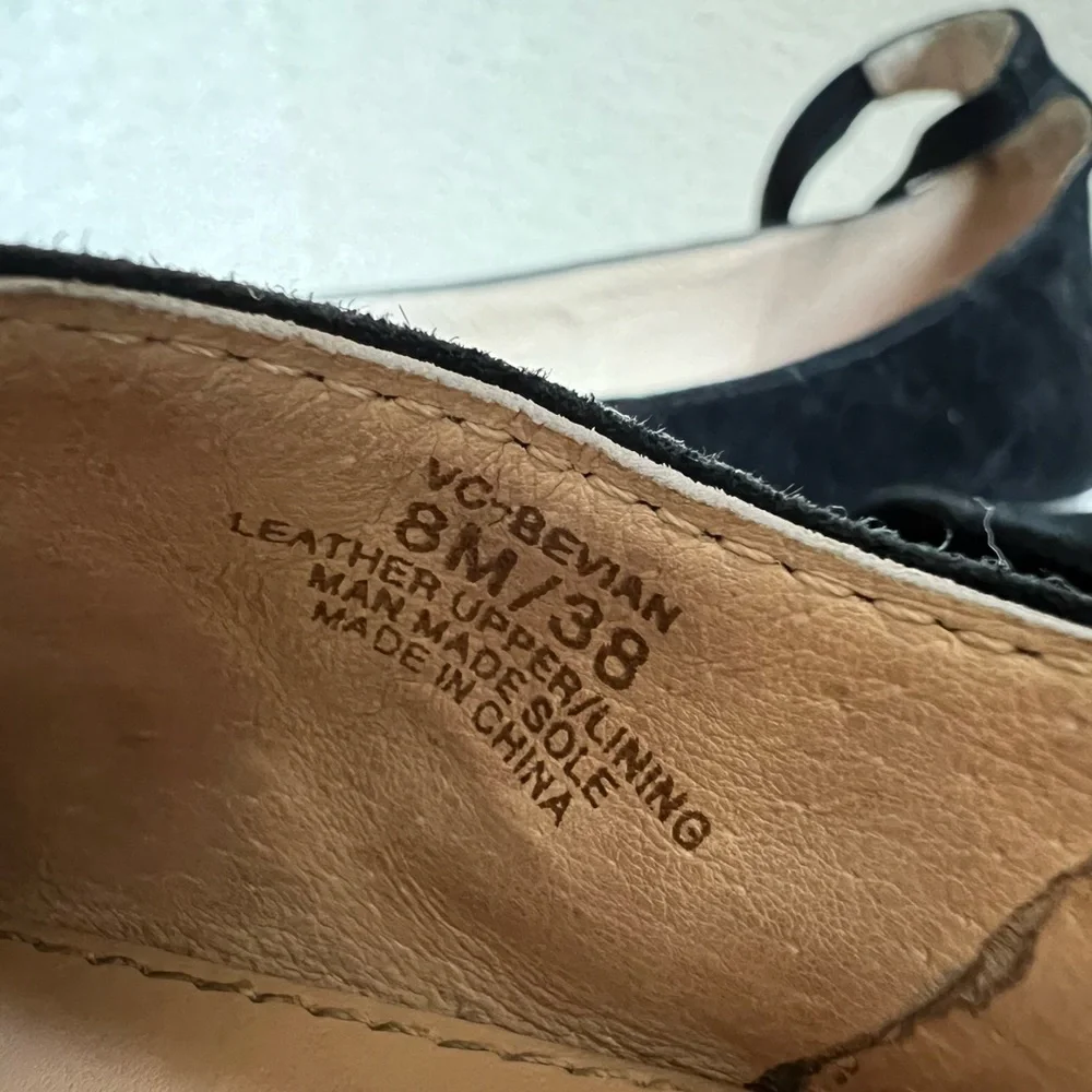 Vince Camuto long strap flats - Picture 8 of 9